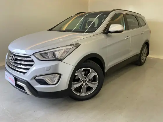 HYUNDAI GRAND SANTA FÉ 3.3 MPFI V6 4WD GASOLINA 4P AUTOMÁTICO HYUNDAI GRAND SANTA FÉ 3.3 MPFI V6 4WD GASOLINA 4P AUTOMÁTICO