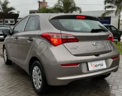 HYUNDAI HB20 1.0 COMFORT PLUS 12V FLEX 4P MANUAL HYUNDAI HB20 1.0 COMFORT PLUS 12V FLEX 4P MANUAL