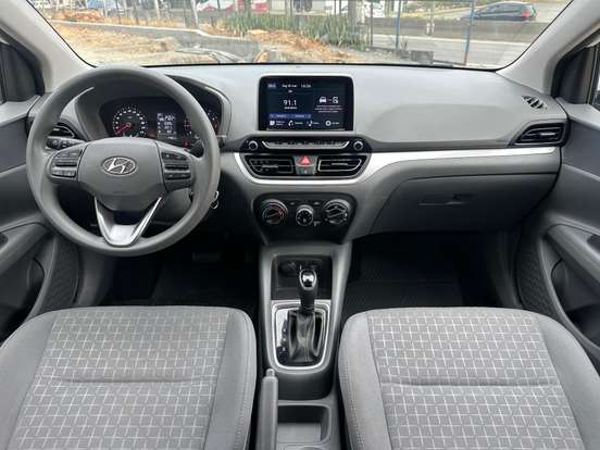 HYUNDAI-HB20S-2024