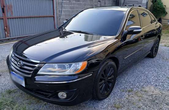 HYUNDAI-AZERA-2010