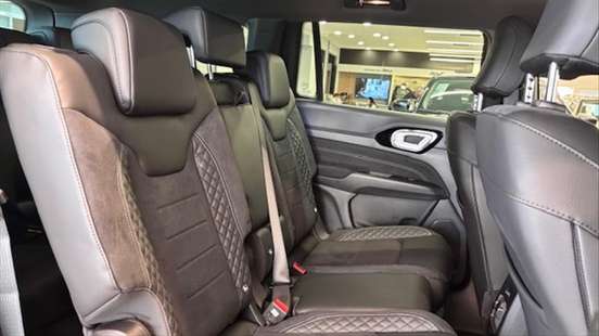 JEEP-COMMANDER-2026