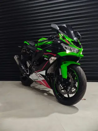KAWASAKI NINJA ZX-6R KRT 