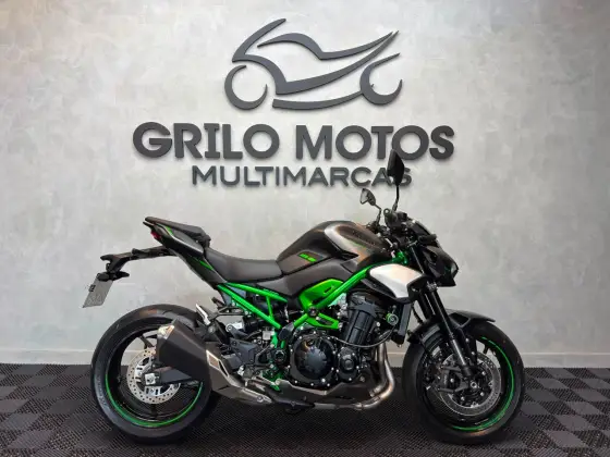 KAWASAKI Z900 