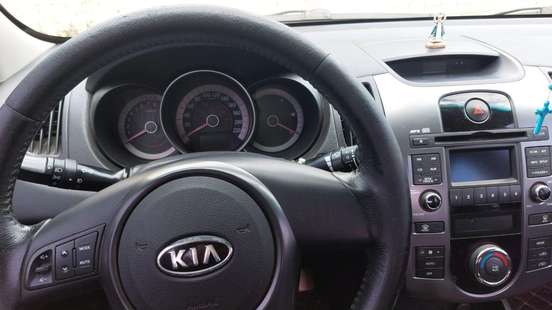KIA-CERATO-2010