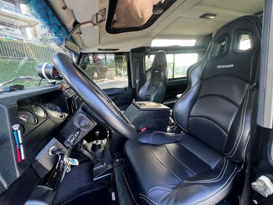 LAND ROVER-DEFENDER-2003
