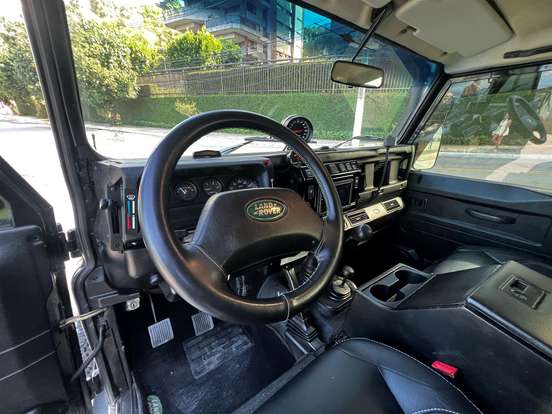 LAND ROVER-DEFENDER-2003