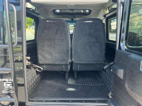 LAND ROVER-DEFENDER-2003