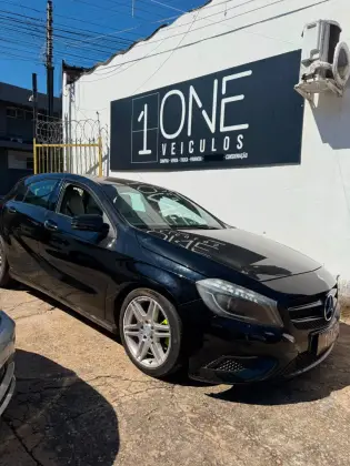 MERCEDES-BENZ A 200 1.6 TURBO 16V GASOLINA 4P AUTOMÁTICO