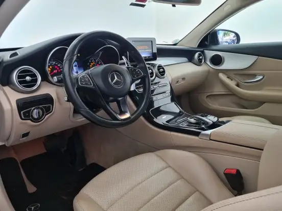 MERCEDES-BENZ-C 180-2017
