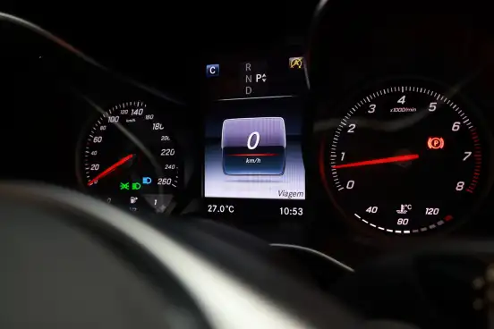 MERCEDES-BENZ-C 250-2016