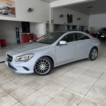 MERCEDES-BENZ CLA 200 1.6 VISION 16V FLEX 4P AUTOMÁTICO MERCEDES-BENZ CLA 200 1.6 VISION 16V FLEX 4P AUTOMÁTICO