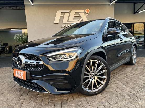 MERCEDES-BENZ-GLA 200-2022