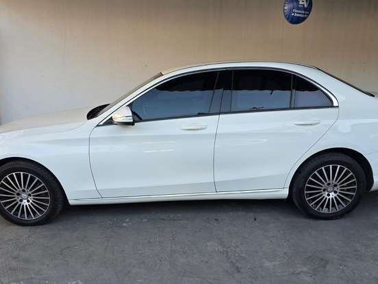 MERCEDES-BENZ-C 180-1.6 CGI AVANTGARDE 16V TURBO GASOLINA 4P AUTOMÁTICO MERCEDES-BENZ-C 180-2015