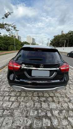 MERCEDES-BENZ-GLA 200-2019