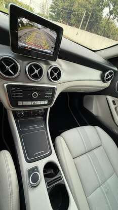 MERCEDES-BENZ-GLA 200-2019