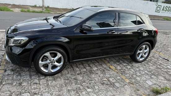 MERCEDES-BENZ-GLA 200-2019