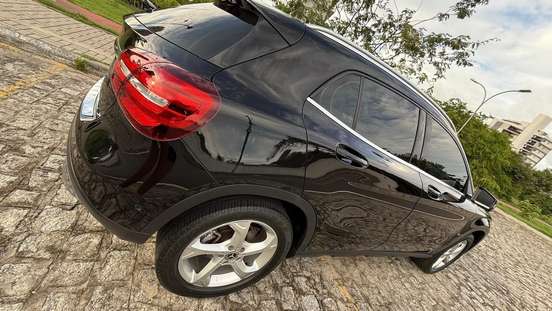 MERCEDES-BENZ-GLA 200-2019