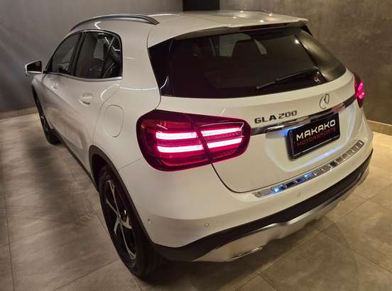MERCEDES-BENZ-GLA 200-1.6 CGI FLEX ADVANCE 7G-DCT MERCEDES-BENZ-GLA 200-2018