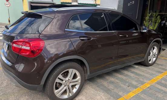 MERCEDES-BENZ-GLA 200-1.6 CGI VISION BLACK EDITION 16V TURBO FLEX 4P AUTOMÁTICO MERCEDES-BENZ-GLA 200-2015
