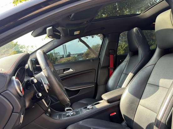 MERCEDES-BENZ-GLA 45 AMG-2.0 16V TURBO GASOLINA 4P AUTOMÁTICO MERCEDES-BENZ-GLA 45 AMG-2015