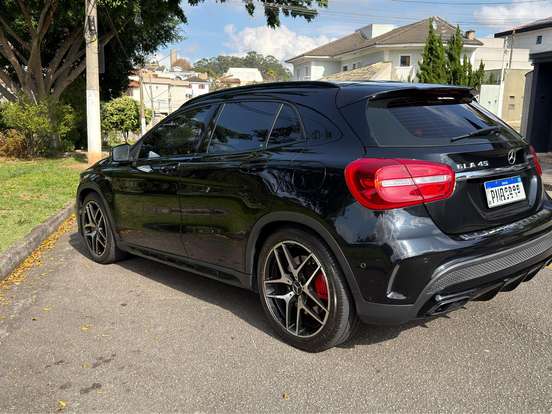 MERCEDES-BENZ-GLA 45 AMG-2.0 16V TURBO GASOLINA 4P AUTOMÁTICO MERCEDES-BENZ-GLA 45 AMG-2015