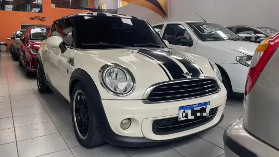 MINI ONE 1.6 16V GASOLINA 2P AUTOMÁTICO MINI ONE 1.6 16V GASOLINA 2P AUTOMÁTICO