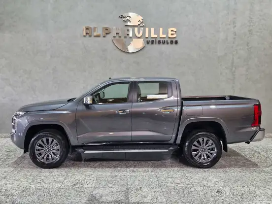 MITSUBISHI-L200 TRITON-2.4 16V TURBO DIESEL SPORT HPE CD 4P 4X4 AUTOMÁTICO MITSUBISHI-L200 TRITON-2025