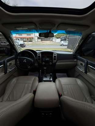 MITSUBISHI-PAJERO FULL-2014