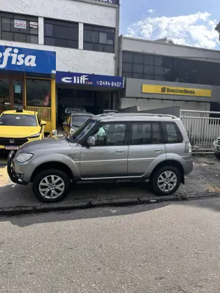 MITSUBISHI PAJERO TR4 2.0 4X4 16V 140CV FLEX 4P AUTOMÁTICO MITSUBISHI PAJERO TR4 2.0 4X4 16V 140CV FLEX 4P AUTOMÁTICO