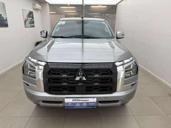 MITSUBISHI-TRITON-2.4 BITURBO DIESEL CD HPE-S 4X4 AUTOMÁTICO MITSUBISHI-TRITON-2025
