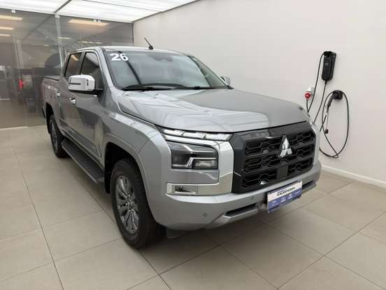 MITSUBISHI-TRITON-2.4 BITURBO DIESEL CD HPE-S 4X4 AUTOMÁTICO MITSUBISHI-TRITON-2025