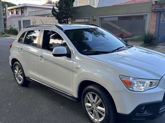 MITSUBISHI-ASX-2.0 4X2 16V GASOLINA 4P AUTOMÁTICO MITSUBISHI-ASX-2011