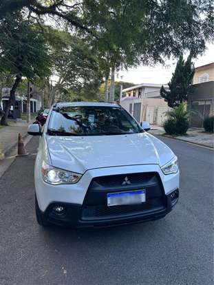 MITSUBISHI-ASX-2011