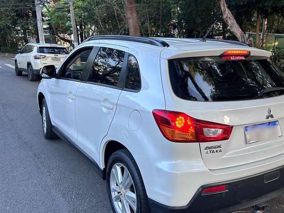 MITSUBISHI-ASX-2.0 4X2 16V GASOLINA 4P AUTOMÁTICO MITSUBISHI-ASX-2011