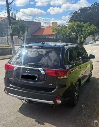 MITSUBISHI-OUTLANDER-3.0 GT 4X4 V6 24V GASOLINA 4P AUTOMÁTICO MITSUBISHI-OUTLANDER-2015