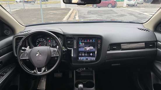 MITSUBISHI-OUTLANDER-3.0 GT 4X4 V6 24V GASOLINA 4P AUTOMÁTICO MITSUBISHI-OUTLANDER-2015