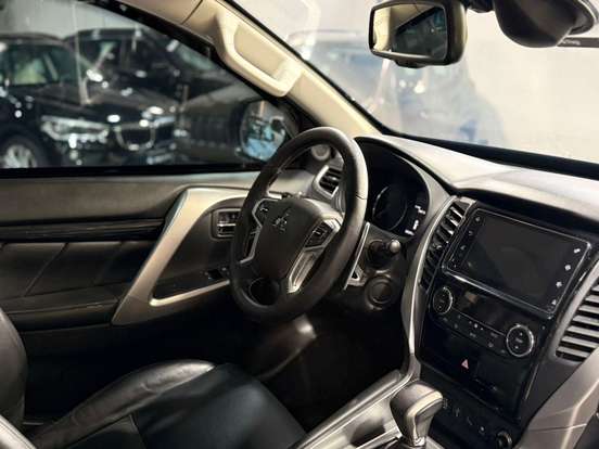 MITSUBISHI-PAJERO SPORT-2019