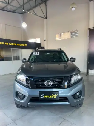 NISSAN FRONTIER 2.3 16V TURBO DIESEL ATTACK CD 4X4 AUTOMÁTICO NISSAN FRONTIER 2.3 16V TURBO DIESEL ATTACK CD 4X4 AUTOMÁTICO