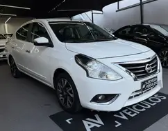 NISSAN VERSA 1.6 16V FLEXSTART SL 4P XTRONIC NISSAN VERSA 1.6 16V FLEXSTART SL 4P XTRONIC