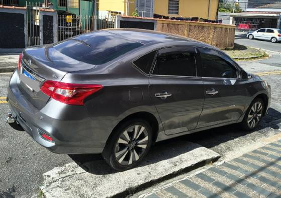 NISSAN SENTRA 2.0 SV 16V FLEXSTART 4P AUTOMÁTICO
