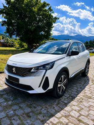 PEUGEOT-3008-2022