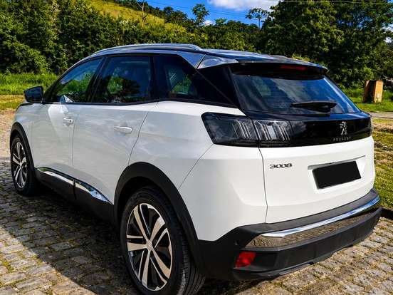 PEUGEOT-3008-1.6 16V THP GASOLINA GRIFFE AUTOMÁTICO PEUGEOT-3008-2022