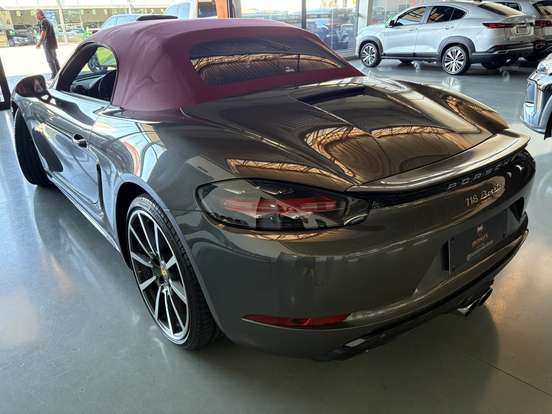 PORSCHE-718-2020