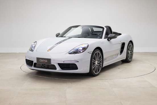 PORSCHE-718-2023