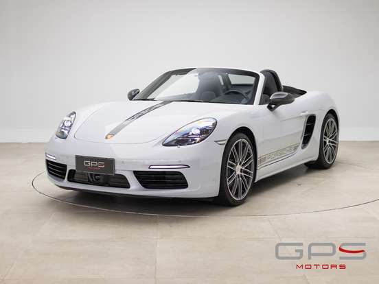 PORSCHE-718-2023