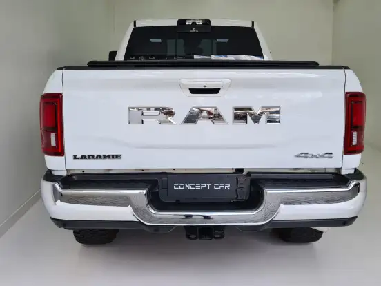 RAM-2500-6.7 I6 TURBO DIESEL LARAMIE CD 4X4 AUTOMÁTICO RAM-2500-2025