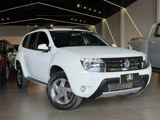 RENAULT DUSTER 2.0 DYNAMIQUE 4X2 16V FLEX 4P AUTOMÁTICO