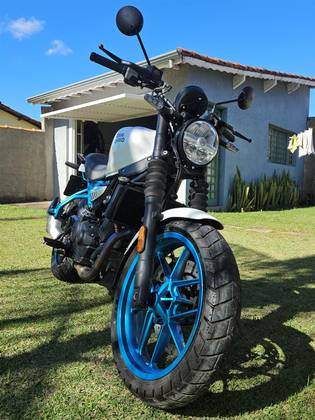 ROYAL ENFIELD GUERRILLA 450 