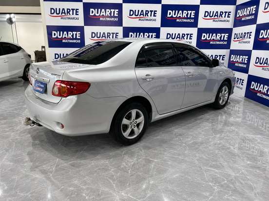 TOYOTA-COROLLA-2010