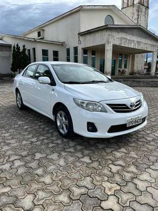TOYOTA-COROLLA-2013